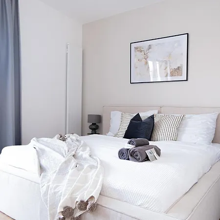 Rentero Michelska Scandinavian Quiet Apartment,